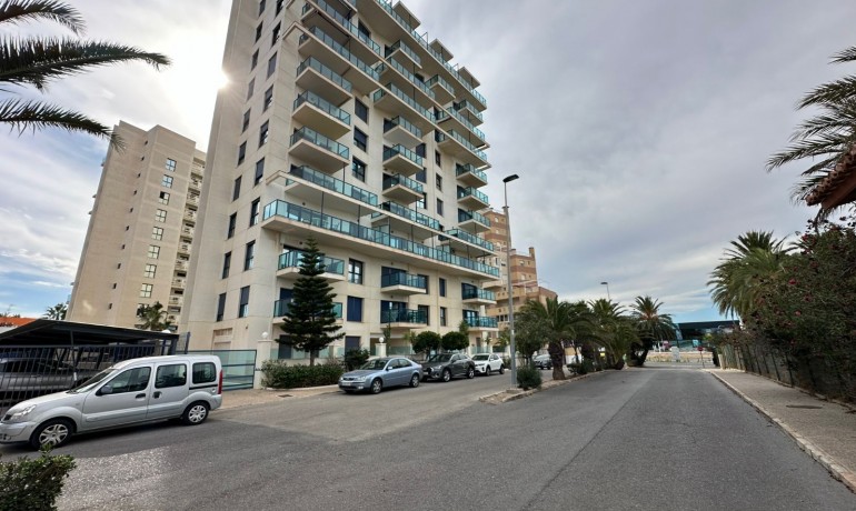 Herverkoop - Penthouse -
Torrevieja* - La Veleta