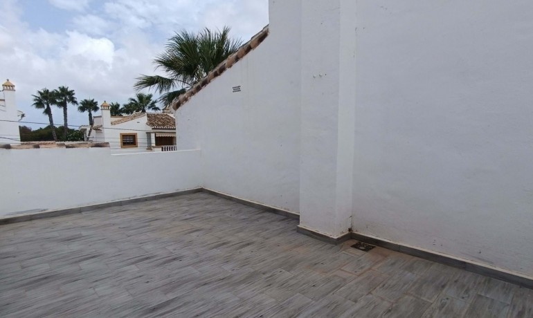 Sale - House -
Orihuela Costa* - Villamartín