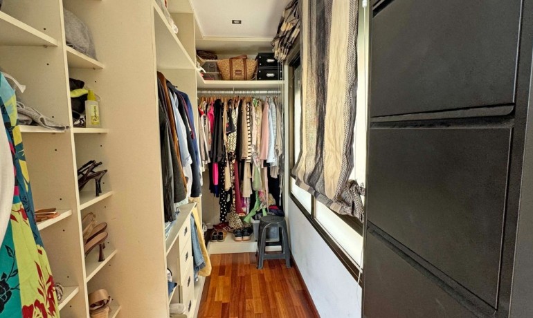 Sale - Apartment / Flat -
Torrevieja*