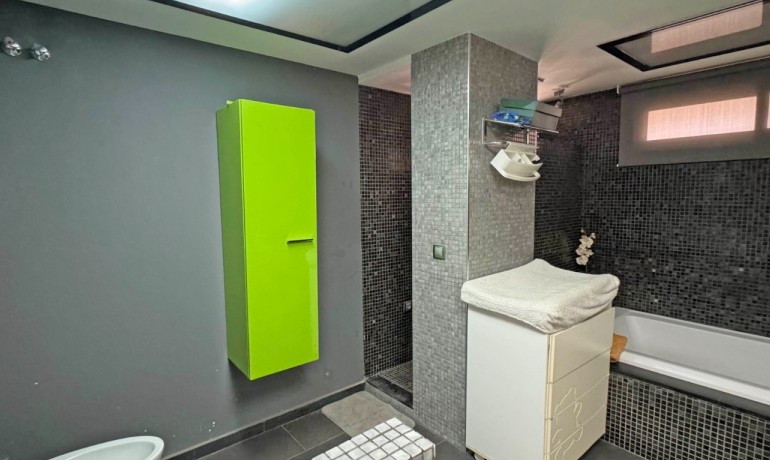 Sale - Apartment / Flat -
Torrevieja*