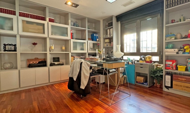 Sale - Apartment / Flat -
Torrevieja*