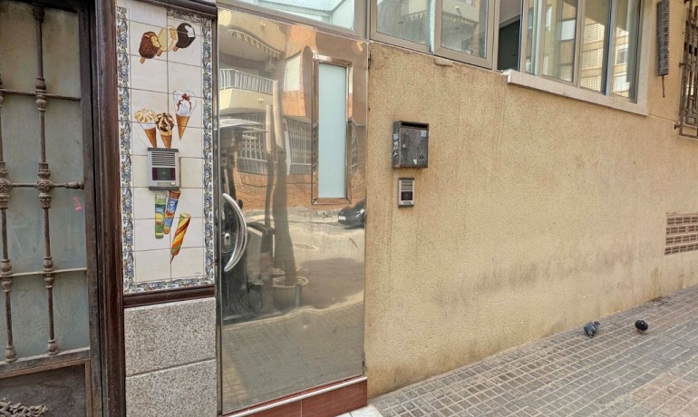 Sale - Apartment / Flat -
Torrevieja*