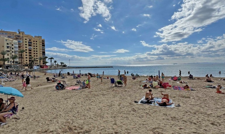 Sale - Apartment / Flat -
Torrevieja*