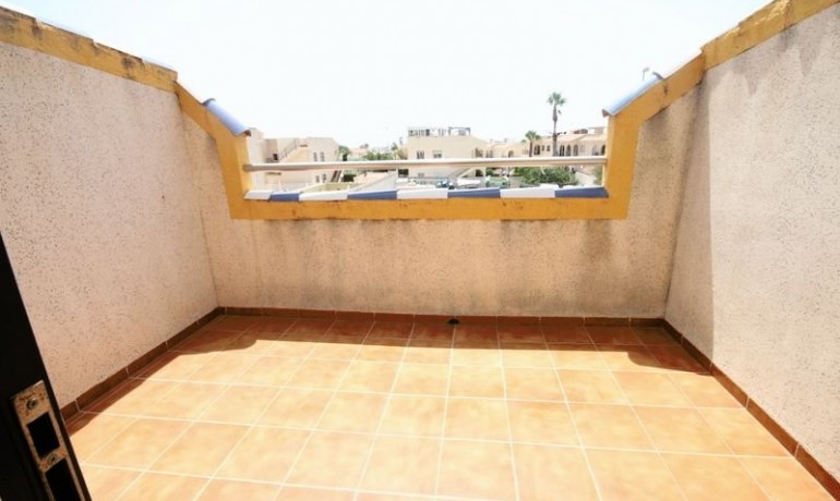 Sale - House -
Orihuela Costa* - Playa Flamenca