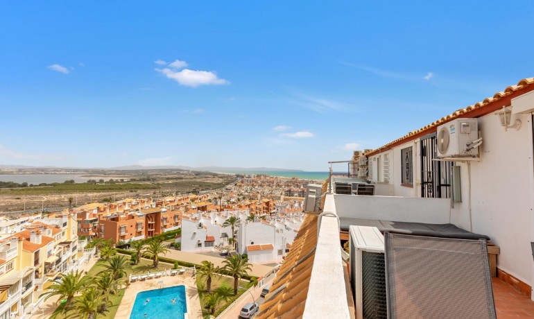 Revente - Penthouse -
Torrevieja* - Torre la mata