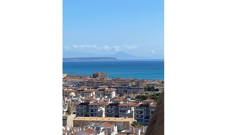 Herverkoop - Penthouse -
Torrevieja* - Torre la mata