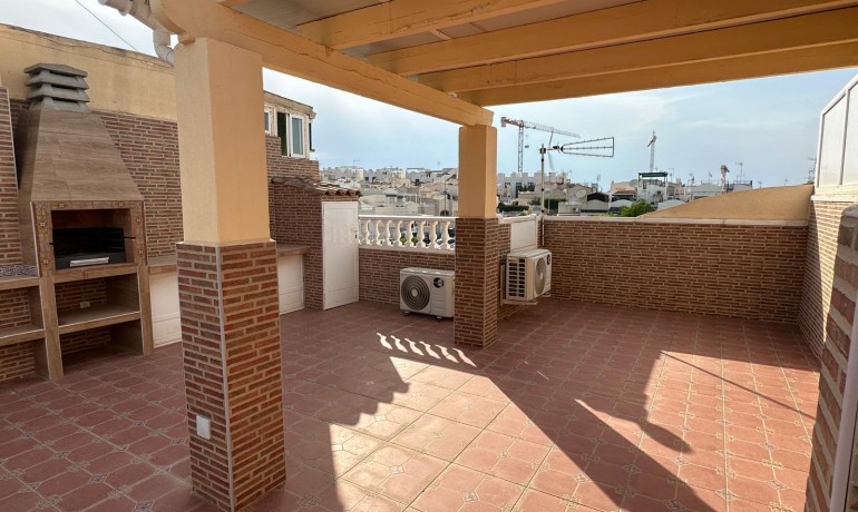 Venta - Villa -
Orihuela Costa - Campoamor