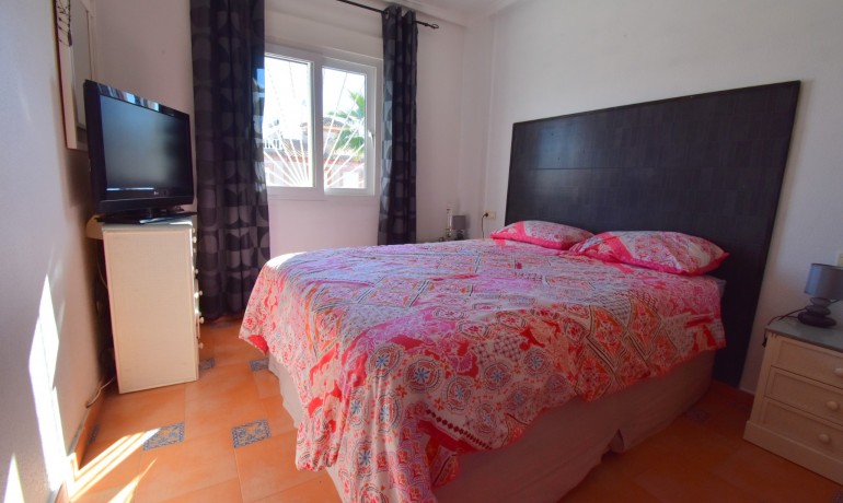 Revente - Appartement / Flat -
Orihuela Costa* - Playa Flamenca