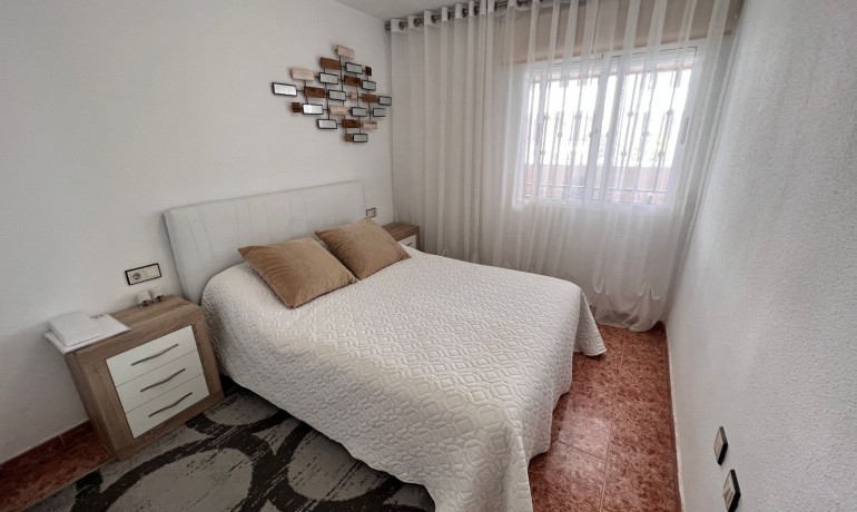 Sale - Apartment / Flat -
Orihuela* - Entre Naranjos Vistabella Golf