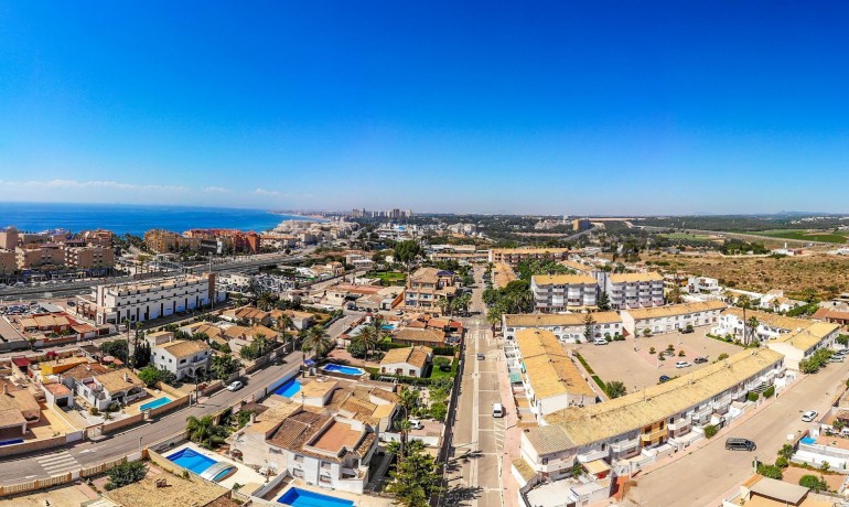 Sale - Apartment / Flat -
Orihuela Costa* - Campoamor