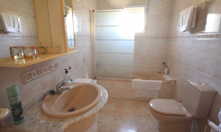 Sale - Villa -
Cuidad Quesada* - Central Quesada