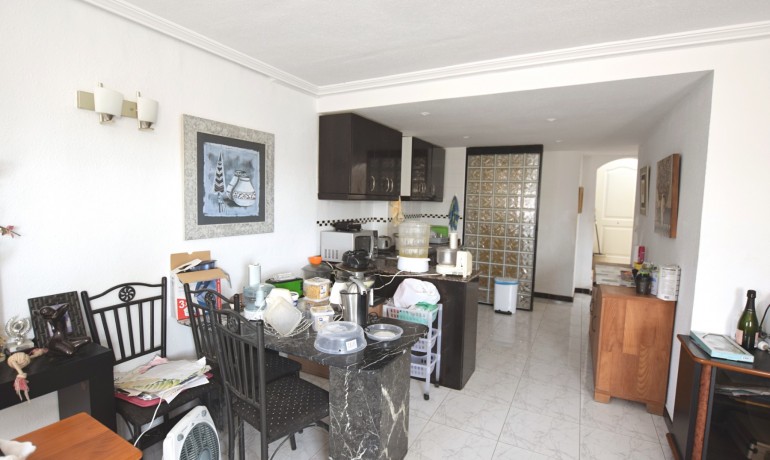 Venta - Villa -
Ciudad Quesada - Central Quesada