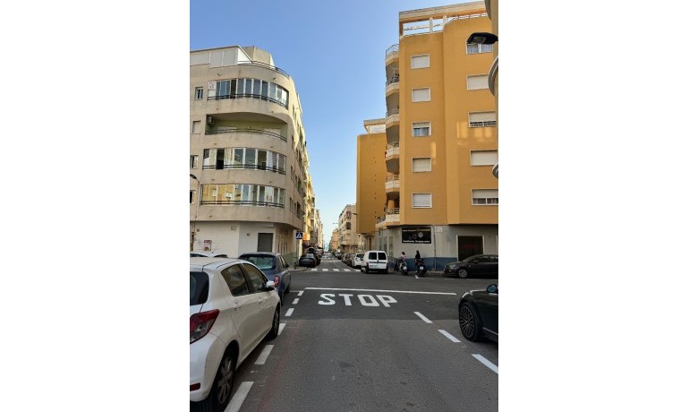 Venta - Apartamento / piso -
Torrevieja Centro - Torrevieja