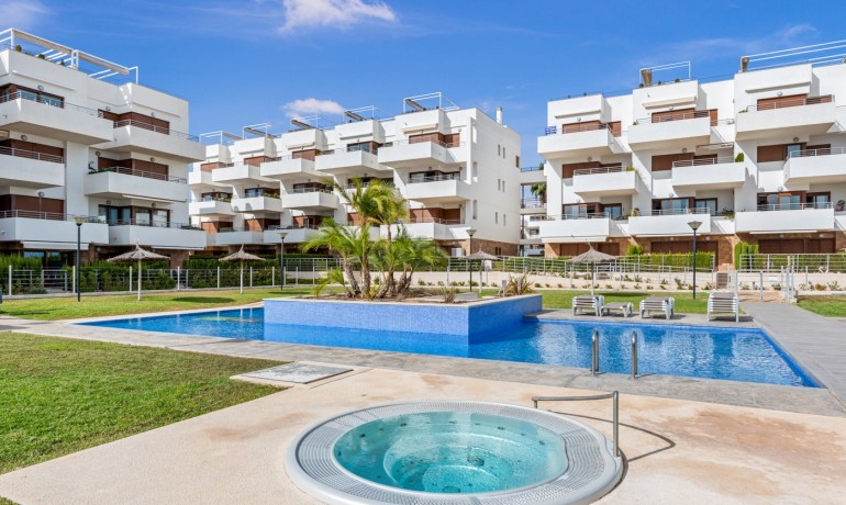 Revente - Appartement / Flat -
Orihuela Costa* - Lomas de Cabo Roig