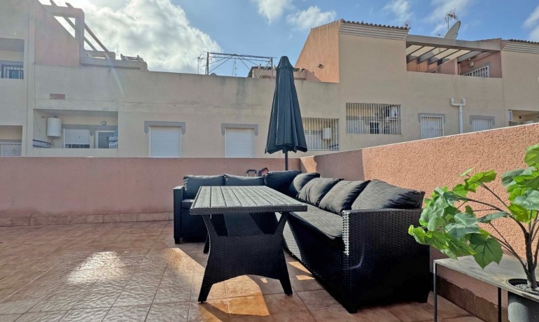 Venta - Apartamento / piso -
Orihuela Costa - Villamartín