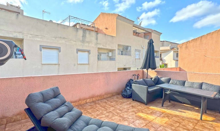 Venta - Apartamento / piso -
Orihuela Costa - Villamartín