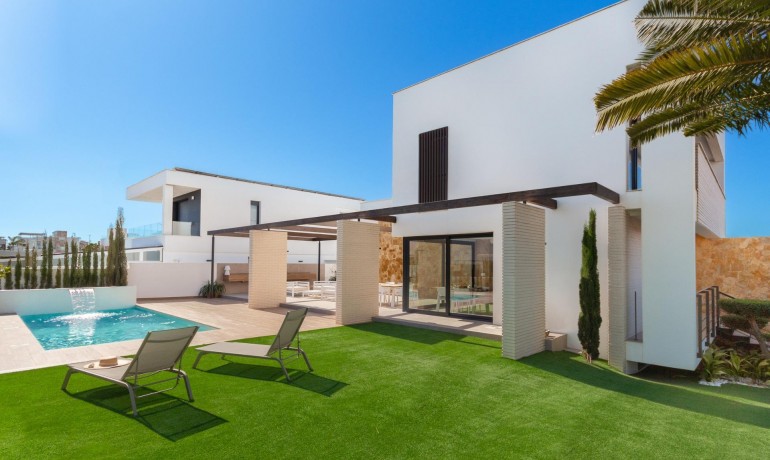 Nieuwbouw - Villa -
Orihuela Costa* - Campoamor