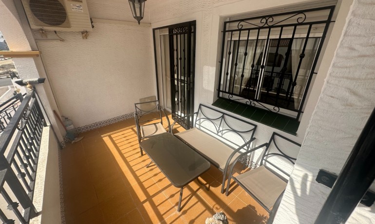 Sale - Apartment / Flat -
Orihuela* - Entre Naranjos Vistabella