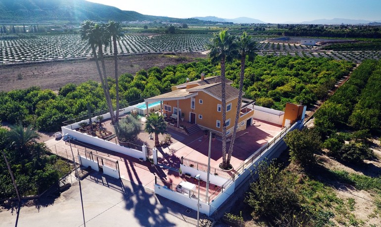 Herverkoop - Country Property -
Orihuela* - Orihuela