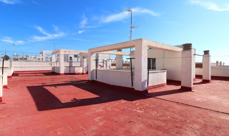 Herverkoop - Appartement / Flat -
Torrevieja* - Torrevieja - Centre