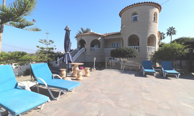 Venta - Villa -
Algorfa - Lomas de La Juliana