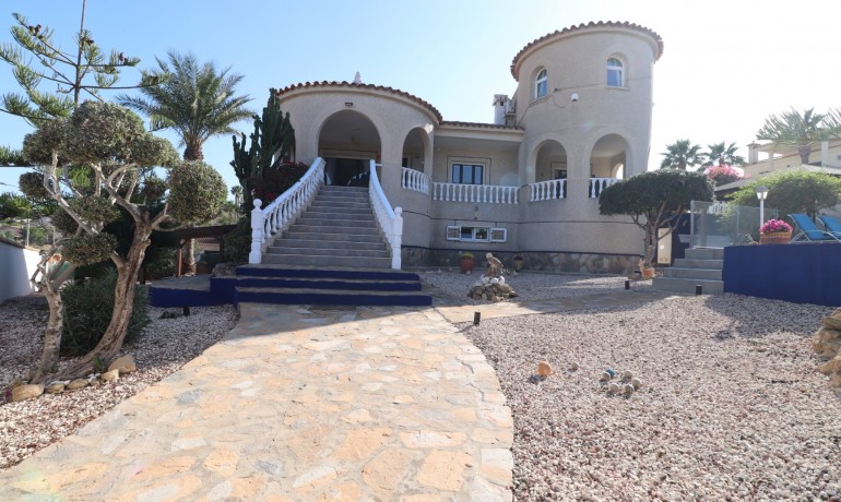 Venta - Villa -
Algorfa - Lomas de La Juliana