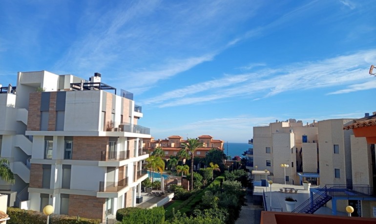 Herverkoop - Huis -
Orihuela Costa* - Cabo Roig