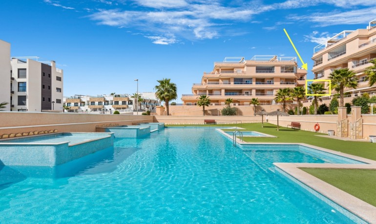 Sale - Apartment -
Orihuela Costa* - Villamartin*