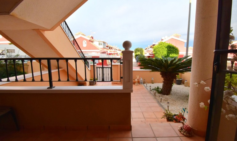 Venta - Apartamento / piso -
Orihuela Costa - Villamartin