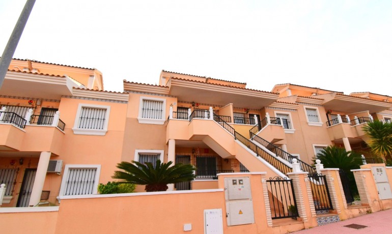 Venta - Apartamento / piso -
Orihuela Costa - Villamartin