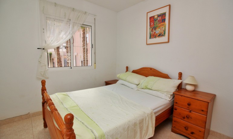 Venta - Apartamento / piso -
Villamartin