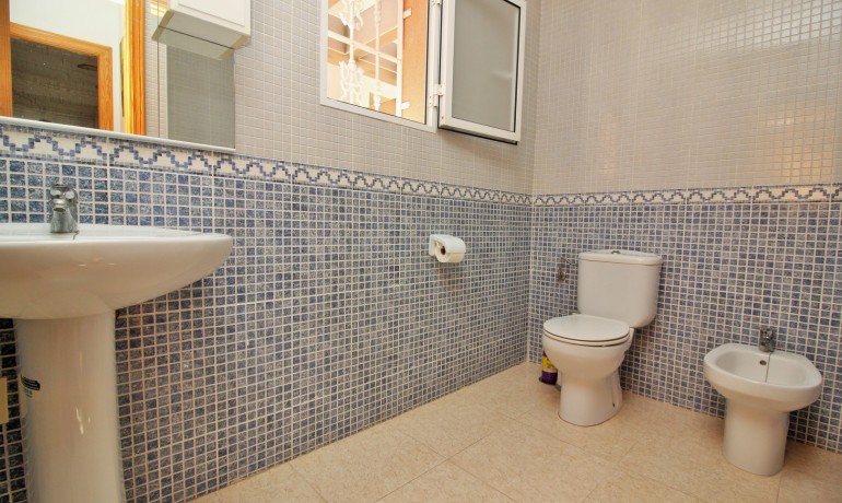 Venta - Apartamento / piso -
Villamartin