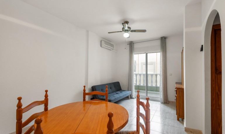 Revente - Appartement / Flat -
Torrevieja* - Playa del cura