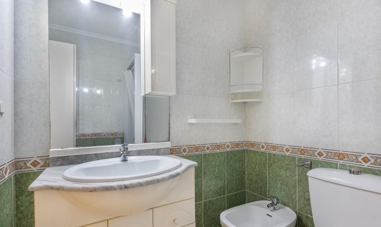 Revente - Appartement / Flat -
Torrevieja* - Playa del cura