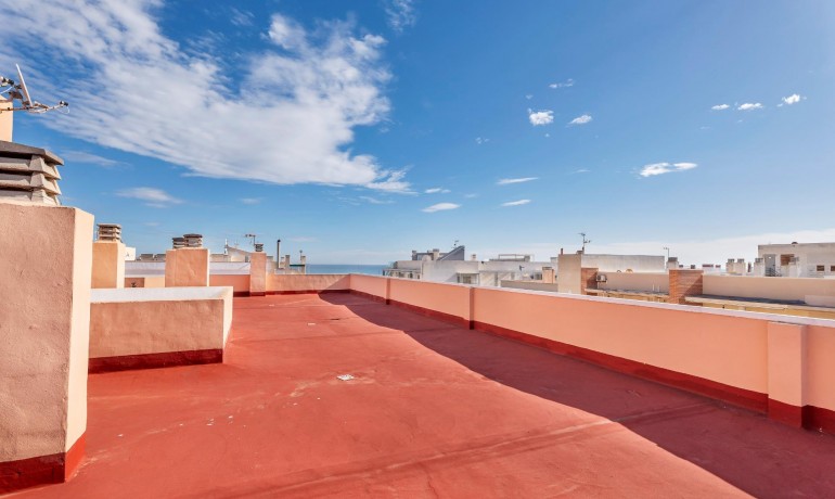 Revente - Appartement / Flat -
Torrevieja* - Playa del cura