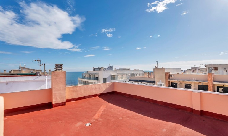 Revente - Appartement / Flat -
Torrevieja* - Playa del cura