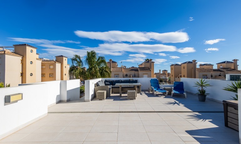 Venta - Villa -
Orihuela Costa - Lomas de Cabo Roig