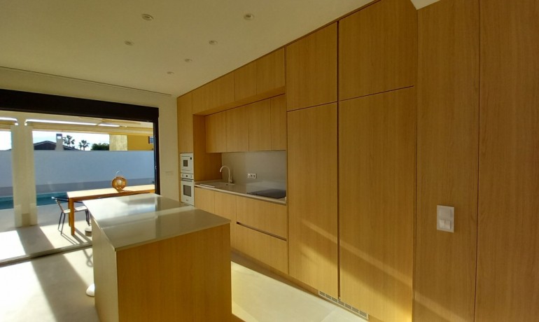 Sale - Villa -
El Chaparral