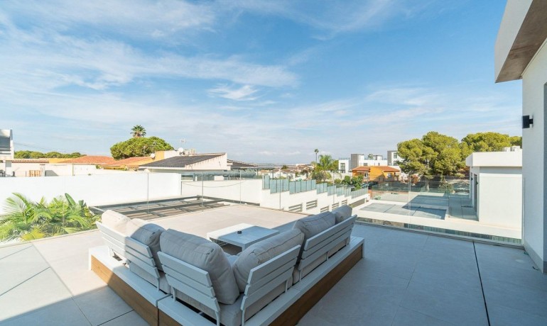 Venta - Villa -
Torrevieja - Los Balcones - Los Altos del Edén