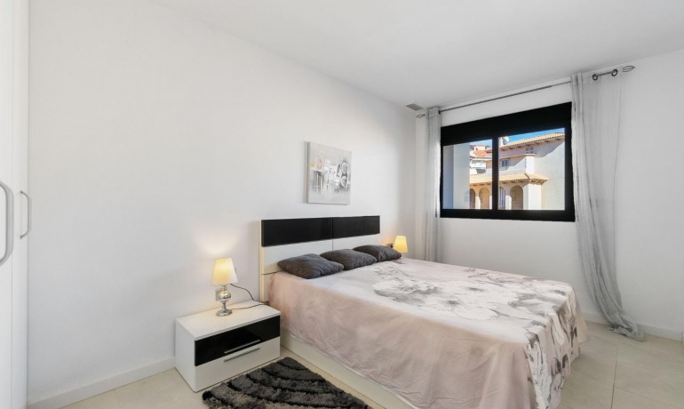 Venta - Apartamento / piso -
Orihuela Costa - Altos de Campoamor