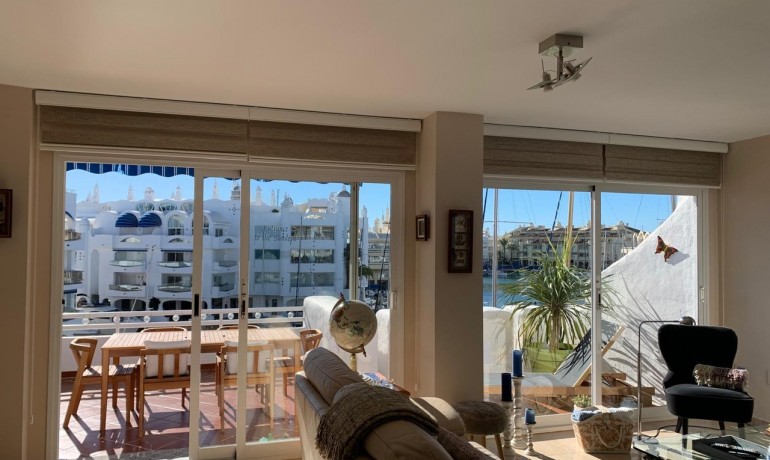 Revente - Appartement / Flat -
Benalmadena