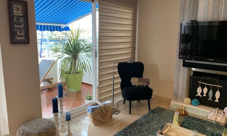 Revente - Appartement / Flat -
Benalmadena