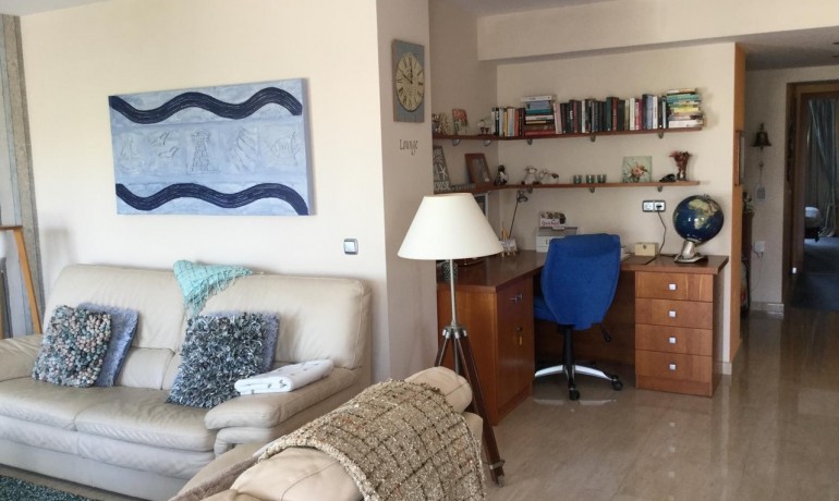 Revente - Appartement / Flat -
Benalmadena