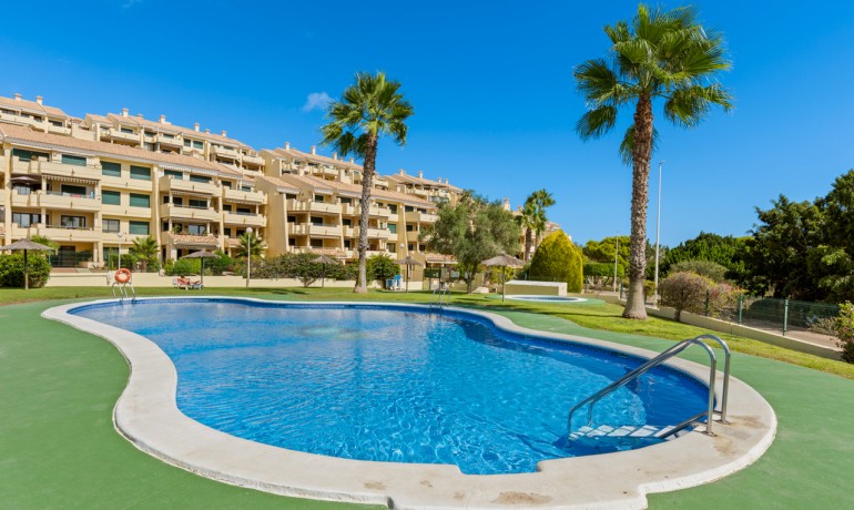 Sale - Apartment / Flat -
Campoamor