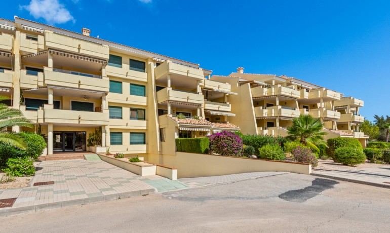 Sale - Apartment / Flat -
Campoamor