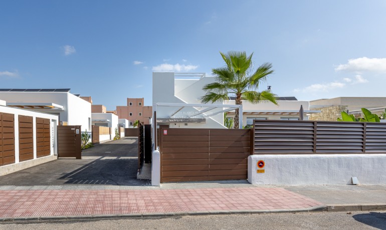 Sale - Villa -
Los Montesinos* - Los Montesinos - Urb. La Herrada