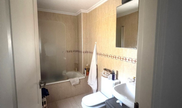 Revente - Appartement / Flat -
Alicante* - Daya Nueva