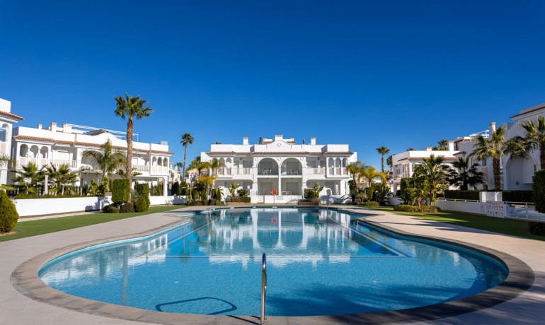 Herverkoop - Appartement / Flat -
Quesada