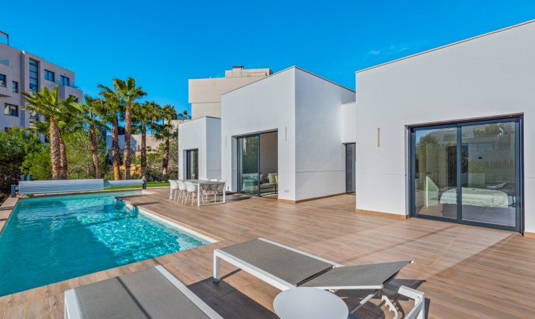 Sale - Villa -
Las Colinas Golf - Las Colinas golf