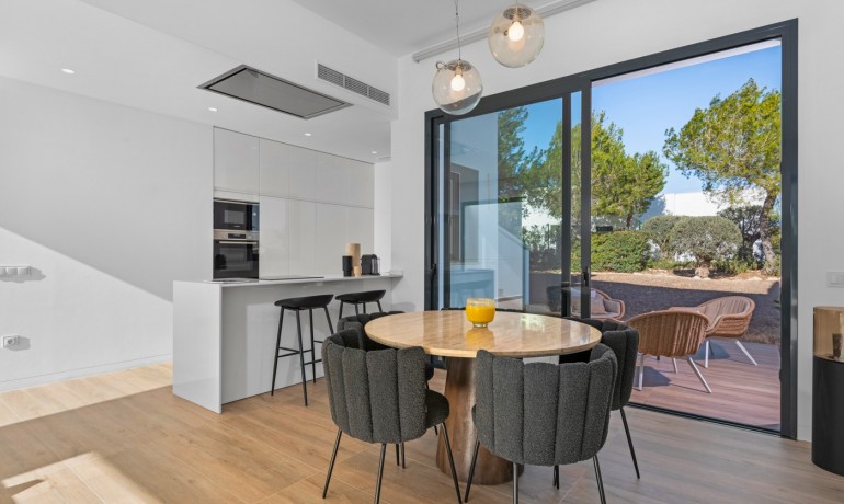 Sale - Villa -
Las Colinas Golf - Las Colinas golf